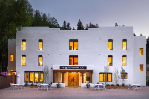 Eagle River Inn